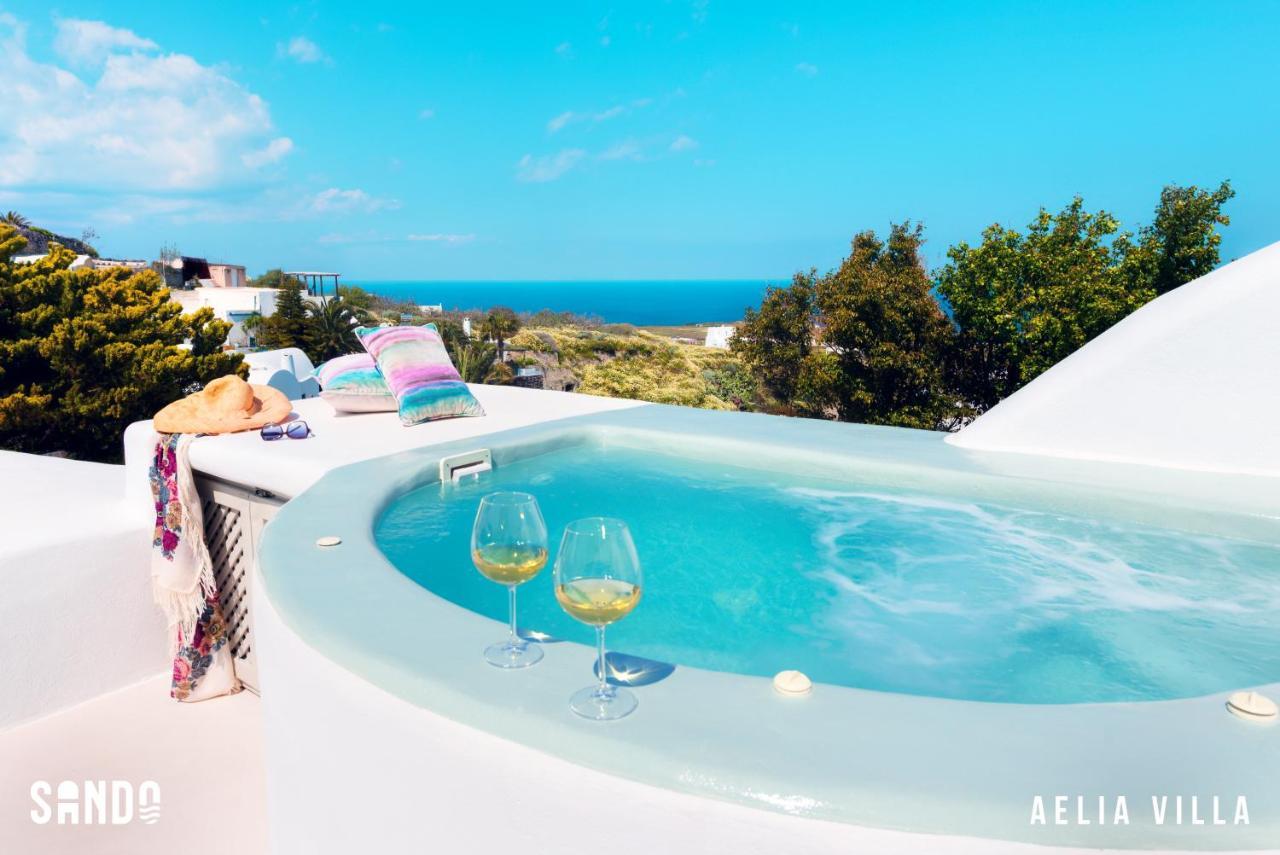Sando Traditional Cave Villas With Jacuzzi And Sea View Vourvoúlos Eksteriør billede
