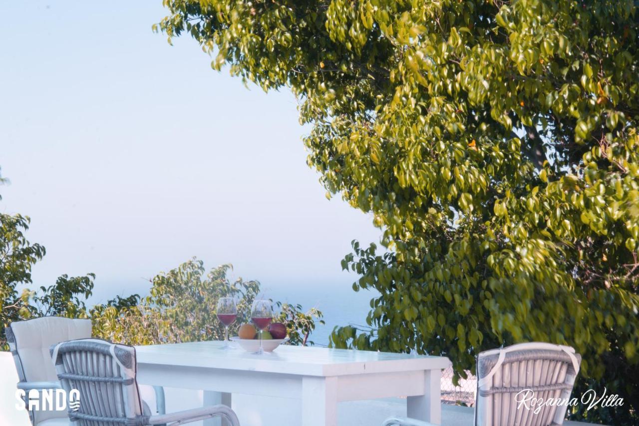 Sando Traditional Cave Villas With Jacuzzi And Sea View Vourvoúlos Eksteriør billede