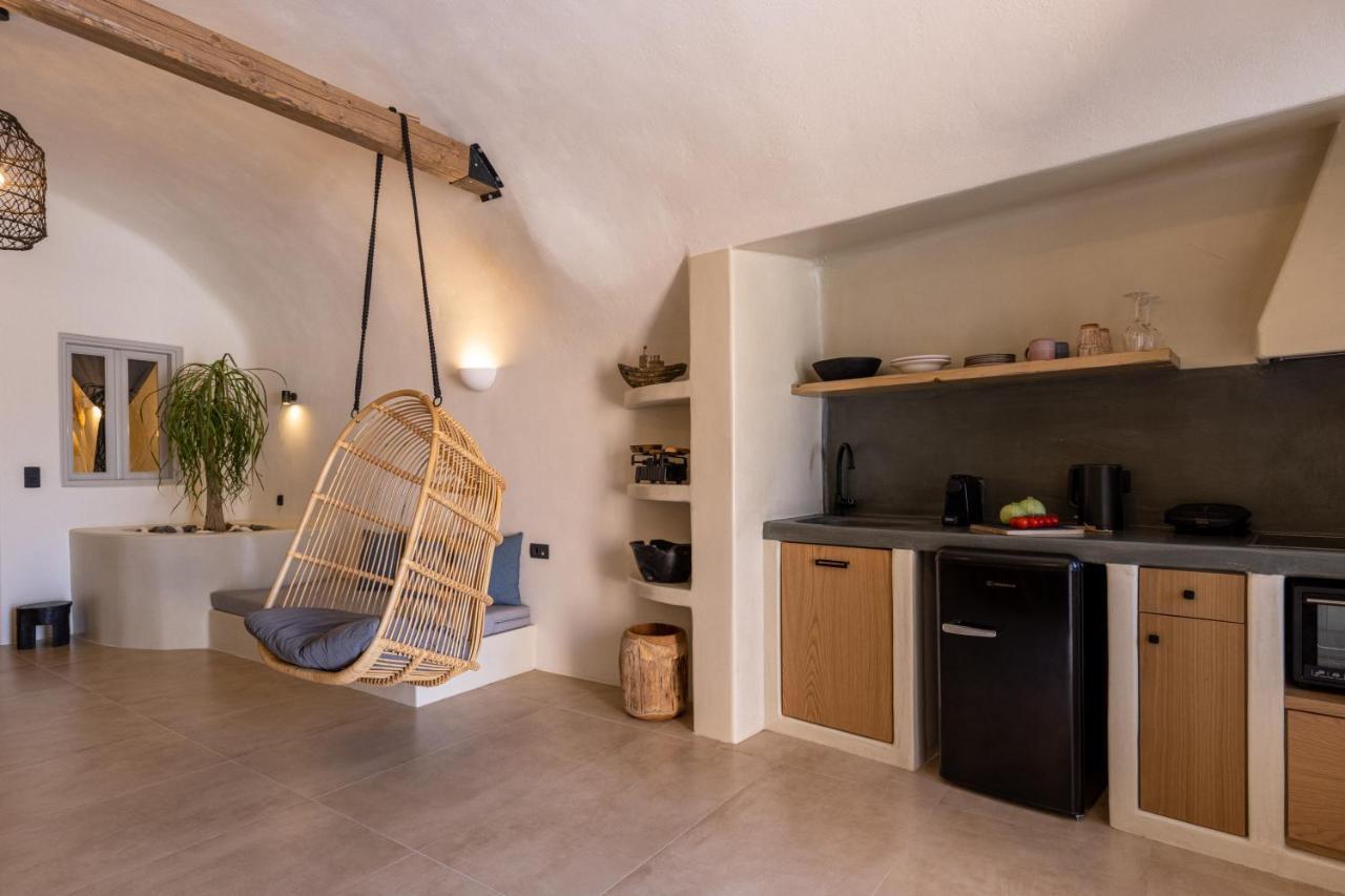 Sando Traditional Cave Villas With Jacuzzi And Sea View Vourvoúlos Eksteriør billede